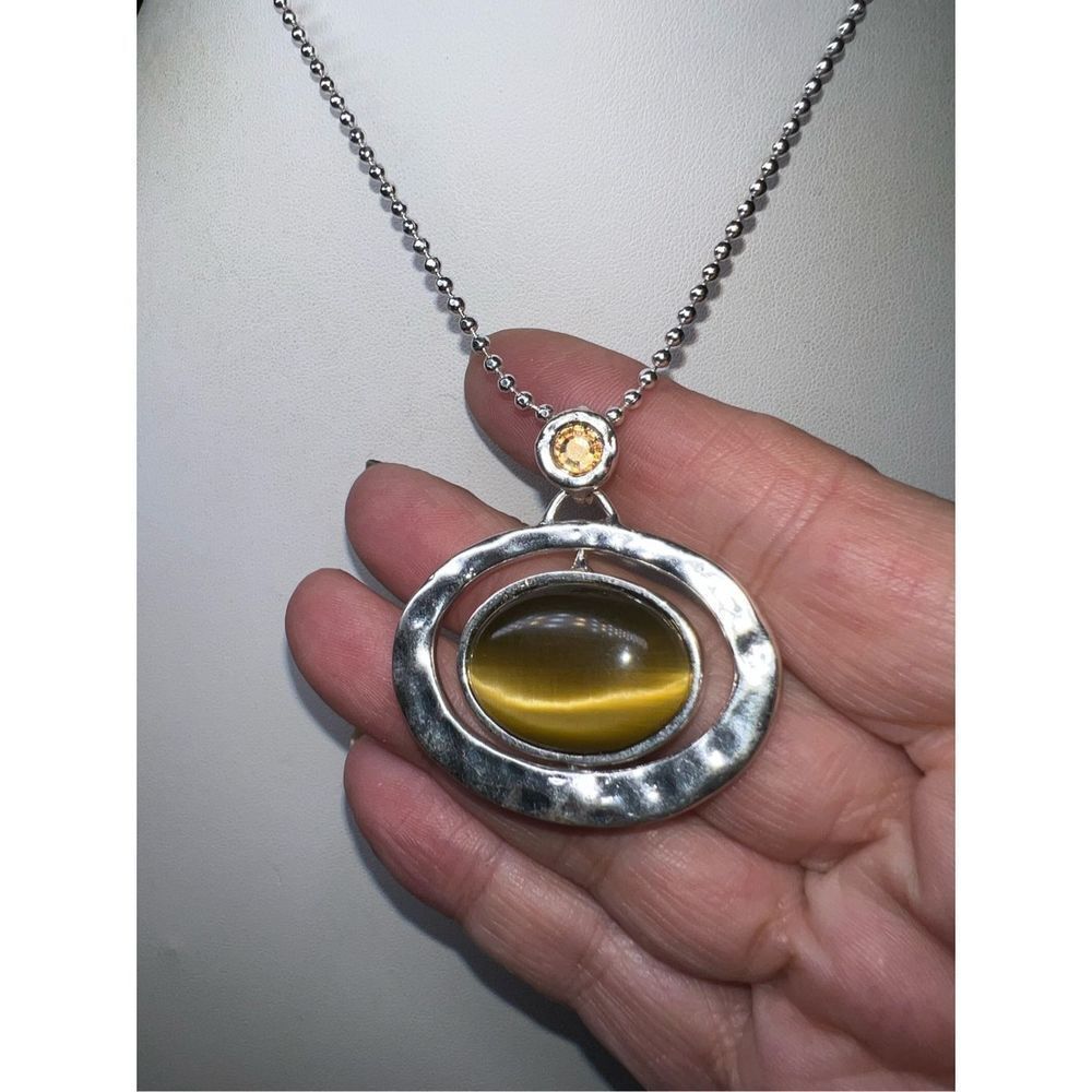 Silver Tone Modernist Reversible Tiger EyeAbalone Pendant Necklace Silver Tone Modernist Reversible Tiger EyeAbalone Pendant Necklace